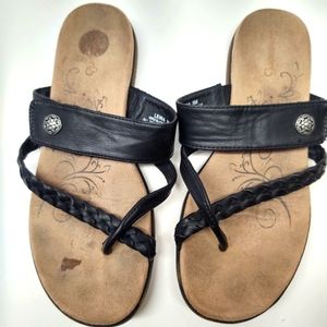 Baretraps leira style size 9m sandals black belco for comfort preowned